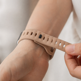 Apple Watch 42-49mm | Apple Watch (42/44/SE/45/46/49mm) - Square Buckle Silikonerem - Brown - DELUXECOVERS.DK