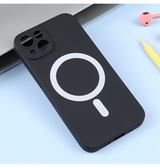 iPhone 15 Plus | iPhone 15 Plus - Magnetisk Silikone Cover M. MagSafe - Sort - DELUXECOVERS.DK