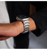 Apple Watch 42-49mm | Apple Watch (42/44/SE/45/46/49mm) - L'Empiri™ X37 Ægte Titanium Rem - Natural - DELUXECOVERS.DK